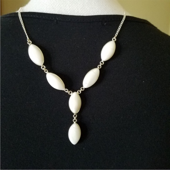 Genuine White Coral Gemstone 925 Sterling Silver Y Necklace NEW - Picture 7 of 9